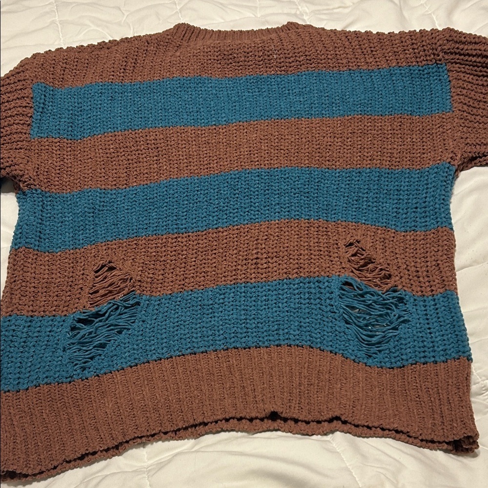 POL Sweater in Brown and Blue - Picture 6 of 6